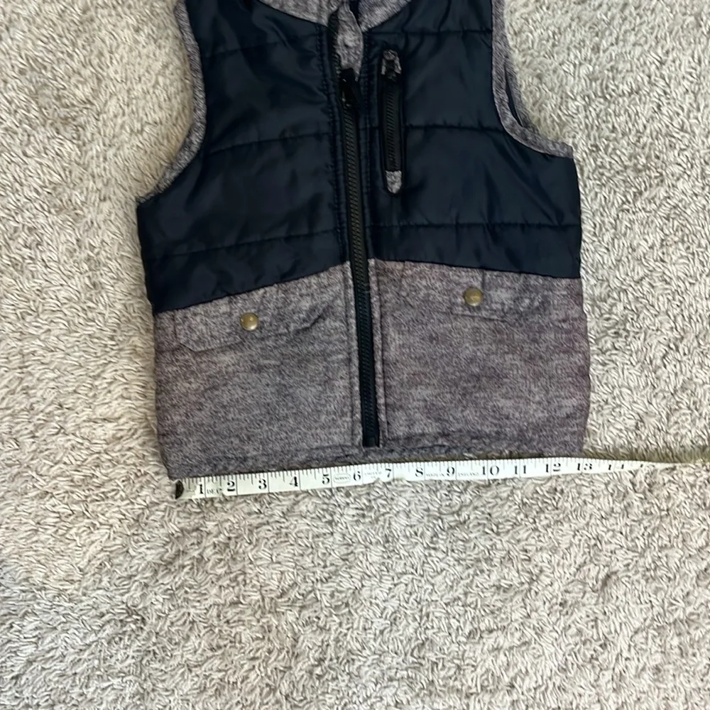Little Lad 3T black and brown puffer vest. Great condition
